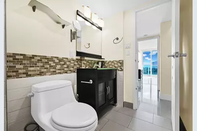 100 Bayview Dr #606, Sunny Isles Beach, FL 33160 - Photo 42