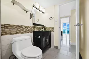 100 Bayview Dr, Sunny Isles Beach, FL 33160 - Photo 42