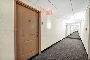 100 Bayview Dr, Sunny Isles Beach, FL 33160 - Photo 4