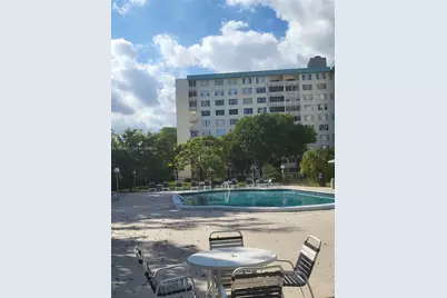 4330 Hillcrest Dr #405, Hollywood, FL 33021 - Photo 20