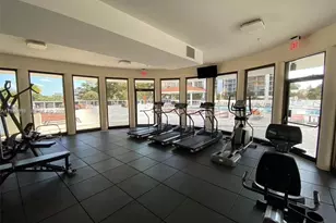 20505 E Country Club Dr, Aventura, FL 33180 - Photo 8