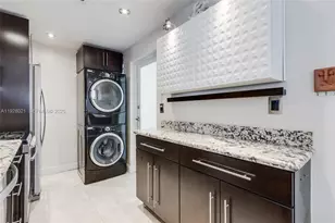 1110 Venetian Way, Miami, FL 33139 - Photo 6