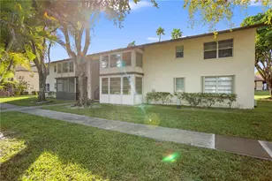 370 E Laurel Dr, Margate, FL 33063 - Photo 48