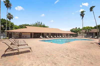 370 E Laurel Dr #3 E, Margate, FL 33063 - Photo 52