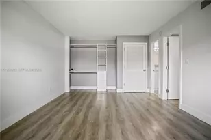 370 E Laurel Dr, Margate, FL 33063 - Photo 12