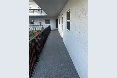 3060 Holiday Springs Blvd #104, Margate, FL 33063 - Photo 2