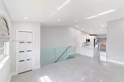 3375 W 76th St #210, Hialeah, FL 33018 - Photo 8