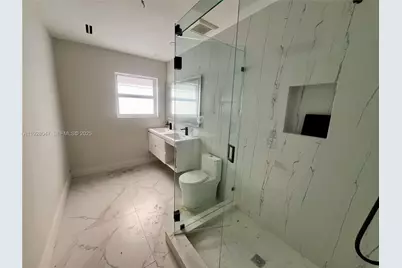 18891 NE 20th Ave, North Miami Beach, FL 33179 - Photo 2