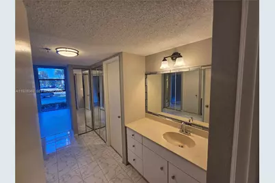 20505 E Country Club Dr #138, Aventura, FL 33180 - Photo 18