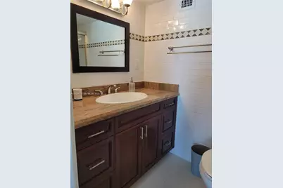 2655 Collins Ave #2105, Miami Beach, FL 33140 - Photo 12