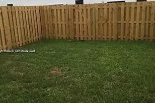 8883 NW 102nd Pl, Doral, FL 33178 - Photo 8