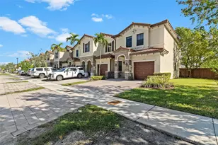 8615 NW 98th Ave, Doral, FL 33178 - Photo 2
