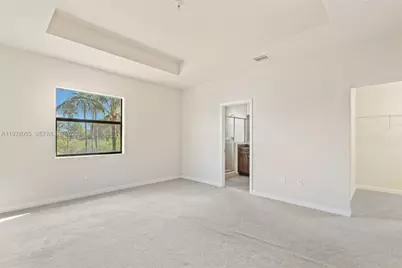 8615 NW 98th Ave, Doral, FL 33178 - Photo 12