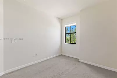 8615 NW 98th Ave, Doral, FL 33178 - Photo 16