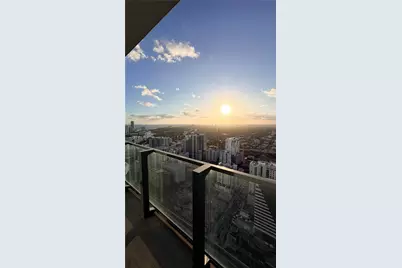 88 SW 7th St #3906, Miami, FL 33130 - Photo 24
