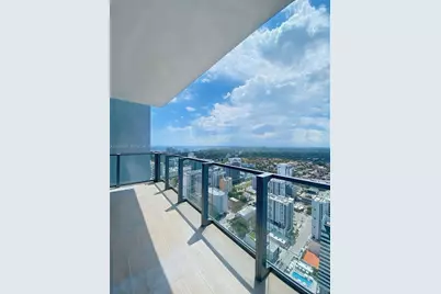 88 SW 7th St #3906, Miami, FL 33130 - Photo 4