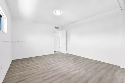 13210 Memorial Hwy #211, North Miami, FL 33161 - Photo 22