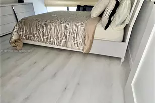 600 NE 36th St, Miami, FL 33137 - Photo 18