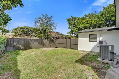 1960 SW 68th Way #0, Miramar, FL 33023 - Photo 6