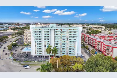 1825 W 44th Pl #1111, Hialeah, FL 33012 - Photo 22