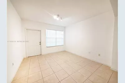 308 Belmont Ln #308, North Lauderdale, FL 33068 - Photo 2