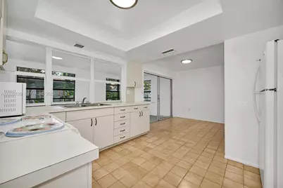 2311 NW 73rd Ave, Sunrise, FL 33313 - Photo 14