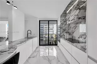 9 Island Ave, Miami Beach, FL 33139 - Photo 10