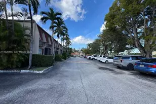1001 E Three Islands Blvd, Hallandale Beach, FL 33009 - Photo 44