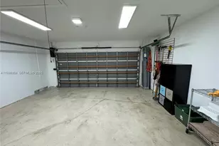 8965 SW 59th Ct, Cooper City, FL 33328 - Photo 32