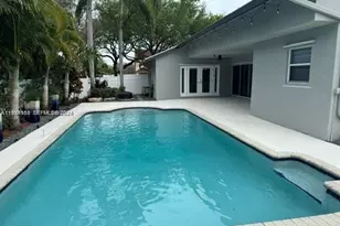 8965 SW 59th Ct, Cooper City, FL 33328 - Photo 10