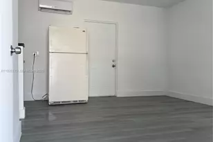 2765 NW 55th St, Miami, FL 33142 - Photo 8