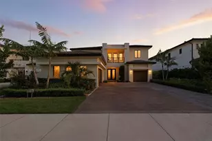 12070 SW 83rd Pl, Miami, FL 33156 - Photo 1