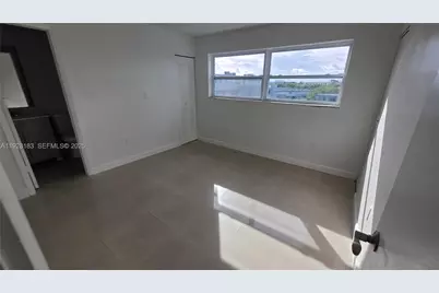 9375 Fontainebleau Blvd #L420, Miami, FL 33172 - Photo 8