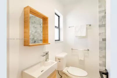 317 Bayberry Dr, Plantation, FL 33317 - Photo 36