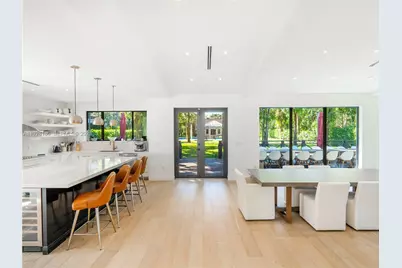 317 Bayberry Dr, Plantation, FL 33317 - Photo 1