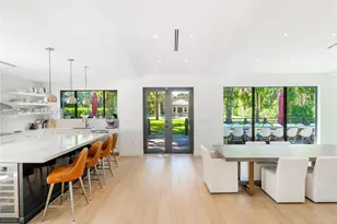 317 Bayberry Dr, Plantation, FL 33317 - Photo 1