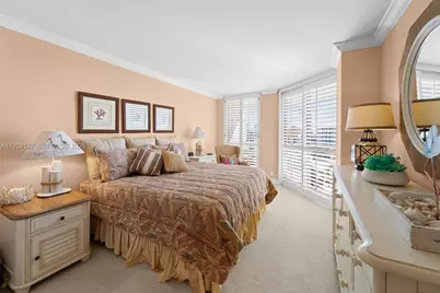 3600 Yacht Club Dr #1704, Aventura, FL 33180 - Photo 12