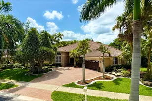 375 Sabal Way, Weston, FL 33326 - Photo 1