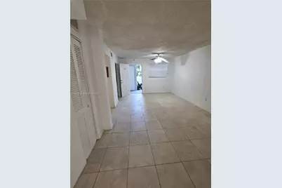 2000 Biarritz Dr #202, Miami Beach, FL 33141 - Photo 2