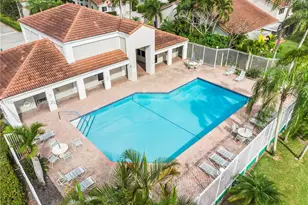 7464 S Pinewalk Dr S, Margate, FL 33063 - Photo 18