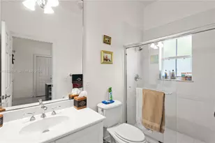 8366 SW 193rd St, Cutler Bay, FL 33157 - Photo 10