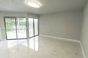 975 N Franklin Ave, Homestead, FL 33034 - Photo 8