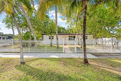 17144 NW 24th Pl, Miami Gardens, FL 33056 - Photo 2