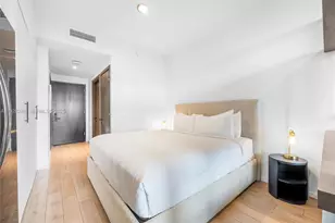 398 NE 5th St, Miami, FL 33132 - Photo 10