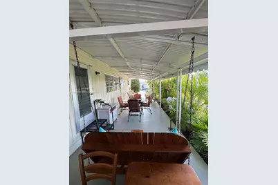 573 NE 47Ct, Deerfield Beach, FL 33064 - Photo 30