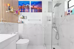 8822 NW 112th Terrace, Hialeah Gardens, FL 33018 - Photo 20