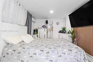 8822 NW 112th Terrace, Hialeah Gardens, FL 33018 - Photo 22