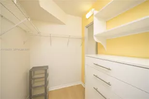 5900 Collins Ave, Miami Beach, FL 33140 - Photo 24