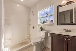 720 NW 38th Ave, Lauderhill, FL 33311 - Photo 28