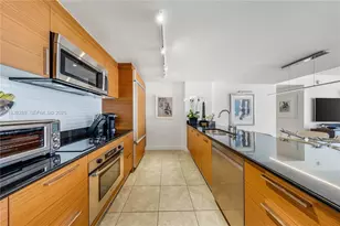 50 Biscayne Blvd, Miami, FL 33132 - Photo 4
